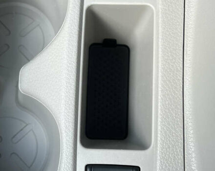 Білий Ніссан Rogue Sport, об'ємом двигуна 2 л та пробігом 32 тис. км за 19400 $, фото 47 на Automoto.ua