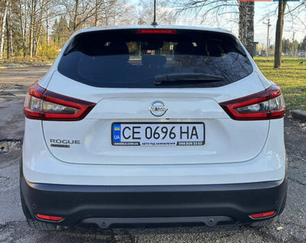 Белый Ниссан Rogue Sport, объемом двигателя 2 л и пробегом 42 тыс. км за 16000 $, фото 3 на Automoto.ua