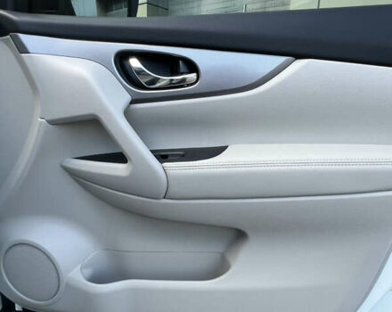 Білий Ніссан Rogue Sport, об'ємом двигуна 2 л та пробігом 32 тис. км за 19400 $, фото 38 на Automoto.ua