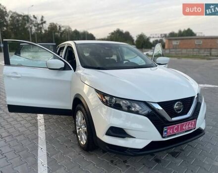Белый Ниссан Rogue Sport, объемом двигателя 2 л и пробегом 101 тыс. км за 16700 $, фото 23 на Automoto.ua