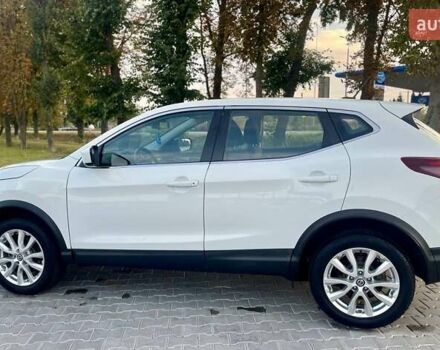 Белый Ниссан Rogue Sport, объемом двигателя 2 л и пробегом 101 тыс. км за 16700 $, фото 21 на Automoto.ua