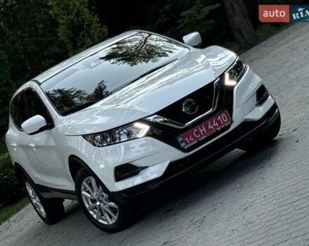 Белый Ниссан Rogue Sport, объемом двигателя 2 л и пробегом 91 тыс. км за 15700 $, фото 26 на Automoto.ua