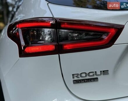 Белый Ниссан Rogue Sport, объемом двигателя 2 л и пробегом 91 тыс. км за 15700 $, фото 53 на Automoto.ua