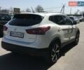 Белый Ниссан Rogue Sport, объемом двигателя 2 л и пробегом 62 тыс. км за 18950 $, фото 2 на Automoto.ua
