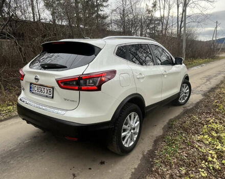 Белый Ниссан Rogue Sport, объемом двигателя 2 л и пробегом 29 тыс. км за 18000 $, фото 11 на Automoto.ua