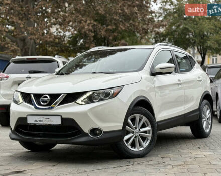 Белый Ниссан Rogue Sport, объемом двигателя 2 л и пробегом 68 тыс. км за 16900 $, фото 1 на Automoto.ua