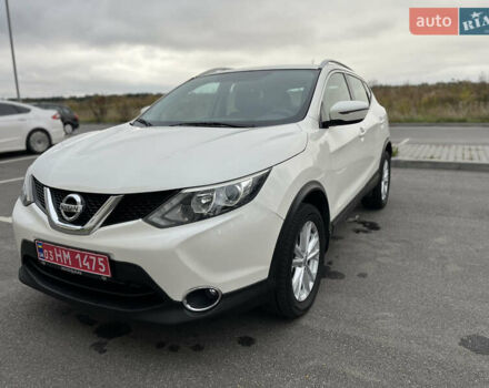 Белый Ниссан Rogue Sport, объемом двигателя 2 л и пробегом 76 тыс. км за 14900 $, фото 1 на Automoto.ua