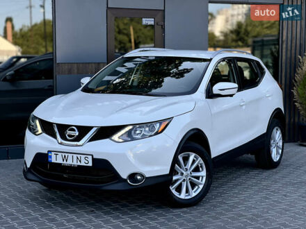 Білий Ніссан Rogue Sport, об'ємом двигуна 0 л та пробігом 68 тис. км за 17900 $, фото 1 на Automoto.ua