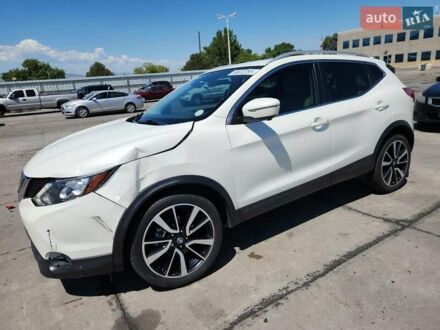 Білий Ніссан Rogue Sport, об'ємом двигуна 0 л та пробігом 61 тис. км за 3200 $, фото 1 на Automoto.ua