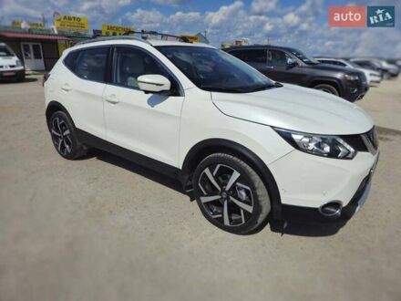 Ніссан Rogue Sport 2018 у Тернополі на Automoto.ua Білий Ніссан Rogue Sport, об'ємом двигуна 2 л та пробігом 82 тис. км за 17200 $, фото 1 на Automoto.ua