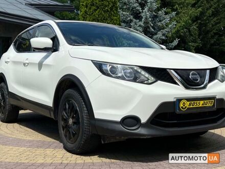 Ниссан Rogue Sport 2019 в Львове на Automoto.ua Белый Ниссан Rogue Sport, объемом двигателя 2 л и пробегом 47 тыс. км за 17300 $, фото 1 на Automoto.ua
