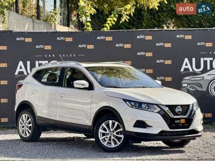 Білий Ніссан Rogue Sport, об'ємом двигуна 2 л та пробігом 93 тис. км за 16800 $, фото 1 на Automoto.ua