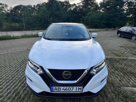 Ниссан Rogue Sport 2020 в Тульчине на Automoto.ua Белый Ниссан Rogue Sport, объемом двигателя 2 л и пробегом 65 тыс. км за 15650 $, фото 1 на Automoto.ua