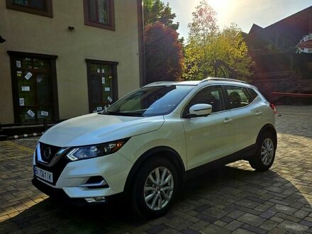Білий Ніссан Rogue Sport, об'ємом двигуна 2 л та пробігом 17 тис. км за 18500 $, фото 1 на Automoto.ua