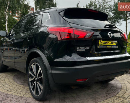 Черный Ниссан Rogue Sport, объемом двигателя 2 л и пробегом 179 тыс. км за 16300 $, фото 4 на Automoto.ua