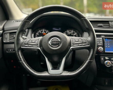 Черный Ниссан Rogue Sport, объемом двигателя 2 л и пробегом 179 тыс. км за 16300 $, фото 20 на Automoto.ua