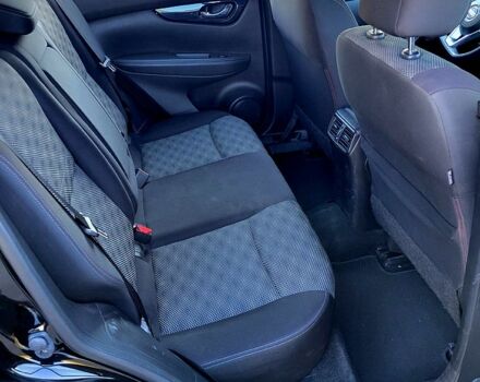 Черный Ниссан Rogue Sport, объемом двигателя 2 л и пробегом 119 тыс. км за 12900 $, фото 7 на Automoto.ua