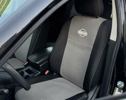 Чорний Ніссан Rogue Sport, об'ємом двигуна 2 л та пробігом 60 тис. км за 12490 $, фото 7 на Automoto.ua