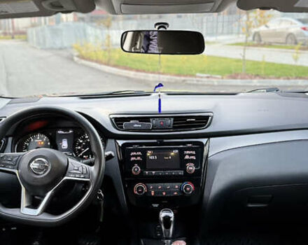 Чорний Ніссан Rogue Sport, об'ємом двигуна 2 л та пробігом 60 тис. км за 12490 $, фото 8 на Automoto.ua