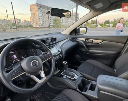 Черный Ниссан Rogue Sport, объемом двигателя 2 л и пробегом 49 тыс. км за 15899 $, фото 7 на Automoto.ua