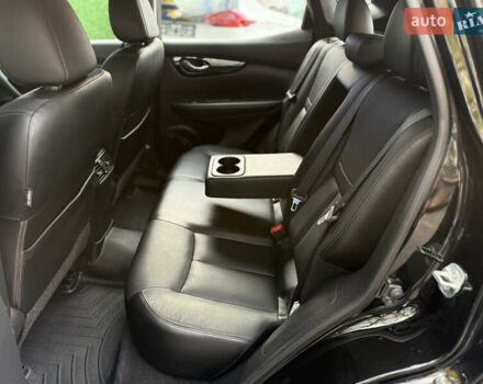 Чорний Ніссан Rogue Sport, об'ємом двигуна 2 л та пробігом 88 тис. км за 16900 $, фото 39 на Automoto.ua