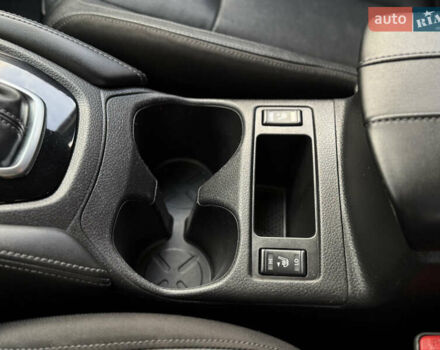 Чорний Ніссан Rogue Sport, об'ємом двигуна 2 л та пробігом 88 тис. км за 16900 $, фото 53 на Automoto.ua
