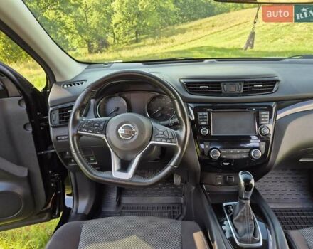 Чорний Ніссан Rogue Sport, об'ємом двигуна 2 л та пробігом 137 тис. км за 14100 $, фото 16 на Automoto.ua
