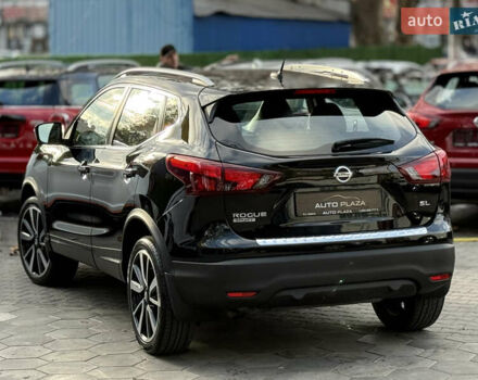 Чорний Ніссан Rogue Sport, об'ємом двигуна 2 л та пробігом 88 тис. км за 16900 $, фото 36 на Automoto.ua