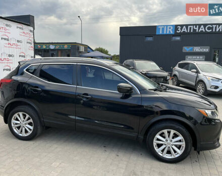 Черный Ниссан Rogue Sport, объемом двигателя 2 л и пробегом 182 тыс. км за 13550 $, фото 4 на Automoto.ua