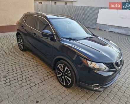 Черный Ниссан Rogue Sport, объемом двигателя 2 л и пробегом 206 тыс. км за 15500 $, фото 6 на Automoto.ua