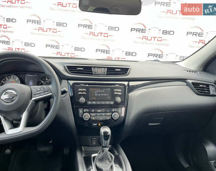 Черный Ниссан Rogue Sport, объемом двигателя 2 л и пробегом 182 тыс. км за 13550 $, фото 17 на Automoto.ua