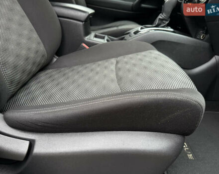 Чорний Ніссан Rogue Sport, об'ємом двигуна 2 л та пробігом 151 тис. км за 13800 $, фото 36 на Automoto.ua