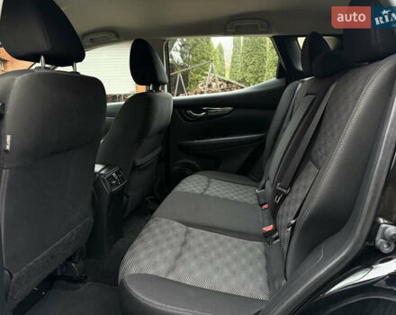 Чорний Ніссан Rogue Sport, об'ємом двигуна 2 л та пробігом 151 тис. км за 13800 $, фото 34 на Automoto.ua