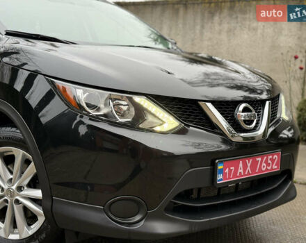 Чорний Ніссан Rogue Sport, об'ємом двигуна 2 л та пробігом 151 тис. км за 13800 $, фото 5 на Automoto.ua