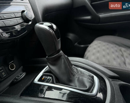Чорний Ніссан Rogue Sport, об'ємом двигуна 2 л та пробігом 151 тис. км за 13800 $, фото 31 на Automoto.ua