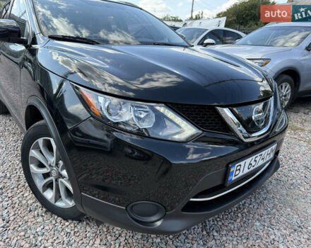 Черный Ниссан Rogue Sport, объемом двигателя 2 л и пробегом 90 тыс. км за 14900 $, фото 3 на Automoto.ua
