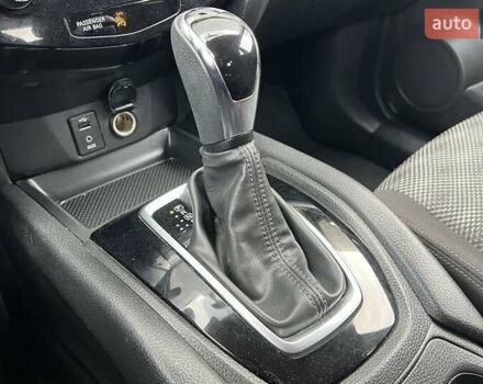 Черный Ниссан Rogue Sport, объемом двигателя 2 л и пробегом 125 тыс. км за 13500 $, фото 12 на Automoto.ua