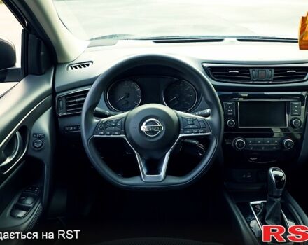 Чорний Ніссан Rogue Sport, об'ємом двигуна 2 л та пробігом 58 тис. км за 14399 $, фото 7 на Automoto.ua