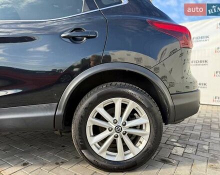 Черный Ниссан Rogue Sport, объемом двигателя 2 л и пробегом 219 тыс. км за 11700 $, фото 4 на Automoto.ua