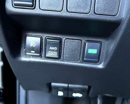 Черный Ниссан Rogue Sport, объемом двигателя 2 л и пробегом 104 тыс. км за 16400 $, фото 7 на Automoto.ua