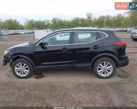 Чорний Ніссан Rogue Sport, об'ємом двигуна 2 л та пробігом 100 тис. км за 13799 $, фото 3 на Automoto.ua