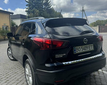 Черный Ниссан Rogue Sport, объемом двигателя 2 л и пробегом 82 тыс. км за 17600 $, фото 3 на Automoto.ua