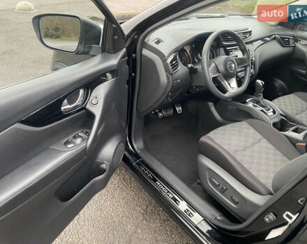 Черный Ниссан Rogue Sport, объемом двигателя 2 л и пробегом 125 тыс. км за 14450 $, фото 25 на Automoto.ua