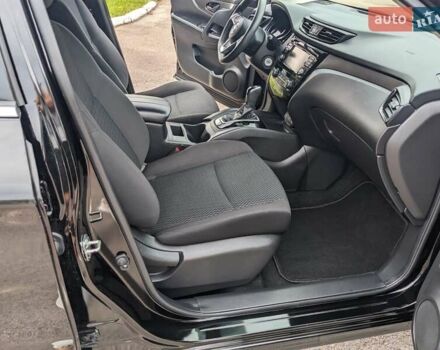 Чорний Ніссан Rogue Sport, об'ємом двигуна 2 л та пробігом 123 тис. км за 14500 $, фото 7 на Automoto.ua