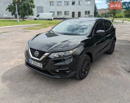 Чорний Ніссан Rogue Sport, об'ємом двигуна 2 л та пробігом 123 тис. км за 14500 $, фото 3 на Automoto.ua