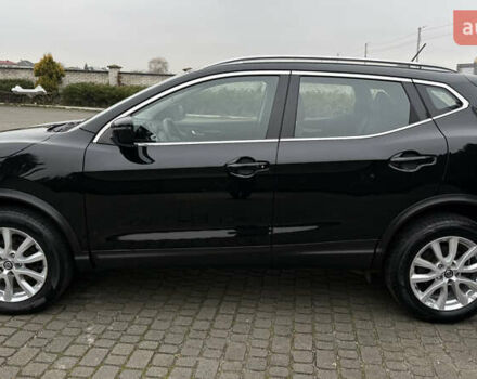 Черный Ниссан Rogue Sport, объемом двигателя 2 л и пробегом 70 тыс. км за 14450 $, фото 9 на Automoto.ua