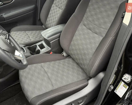 Черный Ниссан Rogue Sport, объемом двигателя 2 л и пробегом 70 тыс. км за 14450 $, фото 30 на Automoto.ua