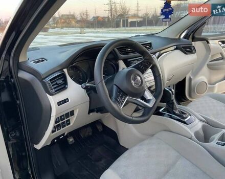 Черный Ниссан Rogue Sport, объемом двигателя 2 л и пробегом 83 тыс. км за 17350 $, фото 52 на Automoto.ua