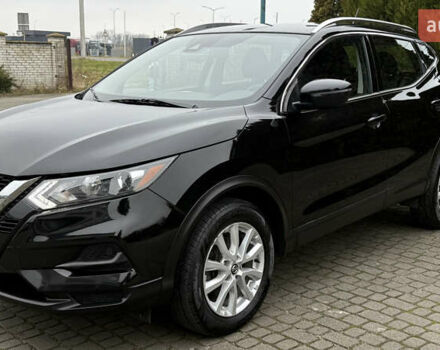 Черный Ниссан Rogue Sport, объемом двигателя 2 л и пробегом 70 тыс. км за 14450 $, фото 4 на Automoto.ua