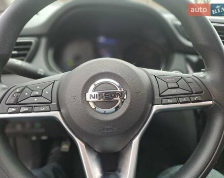 Черный Ниссан Rogue Sport, объемом двигателя 2 л и пробегом 49 тыс. км за 17500 $, фото 12 на Automoto.ua